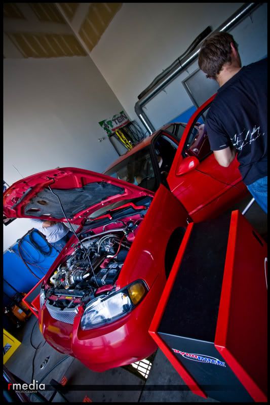 http://img.photobucket.com/albums/v356/ragerman/dyno%20day/p16.jpg