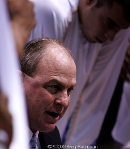 IMAGE: http://img.photobucket.com/albums/v357/greg9683/UCLA-ASU/Coach_MG4S7338.jpg