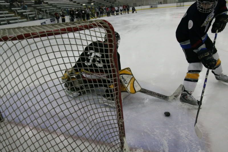 IMAGE: http://img.photobucket.com/albums/v358/LowriderS10/Sports/IMG_0440.jpg