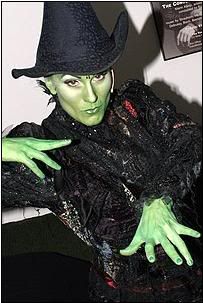 re: Kristy Cates as Elphaba