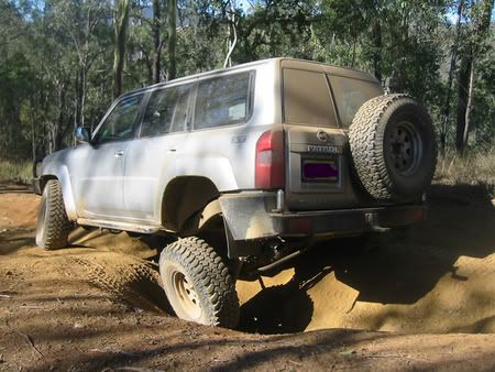 Nissan patrol gq custom rear bar #8