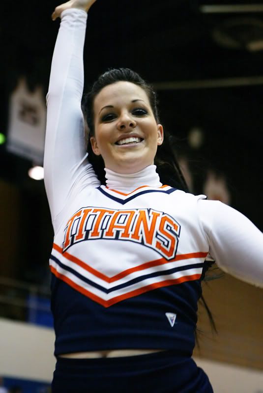 IMAGE: http://img.photobucket.com/albums/v362/bryanlc/Titan%20Photos/11-23%20vs%20Pepperdine/EB1A9079_filtered-a-1.jpg