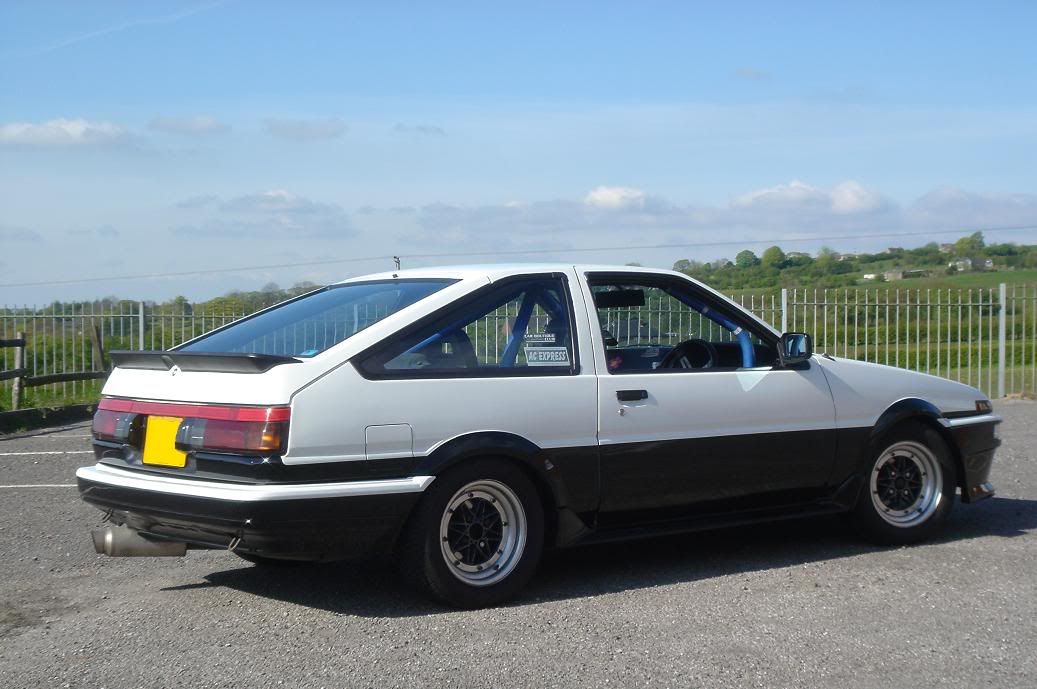 corolla-right-backish.jpg