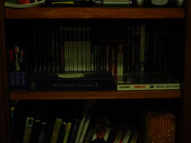 resident_evil_shelf.jpg