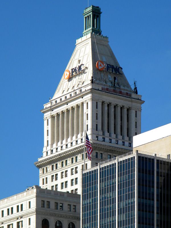 111022645dte.jpg