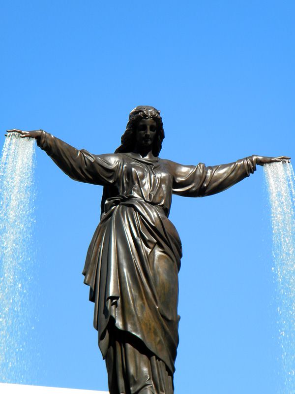 111022593dte.jpg