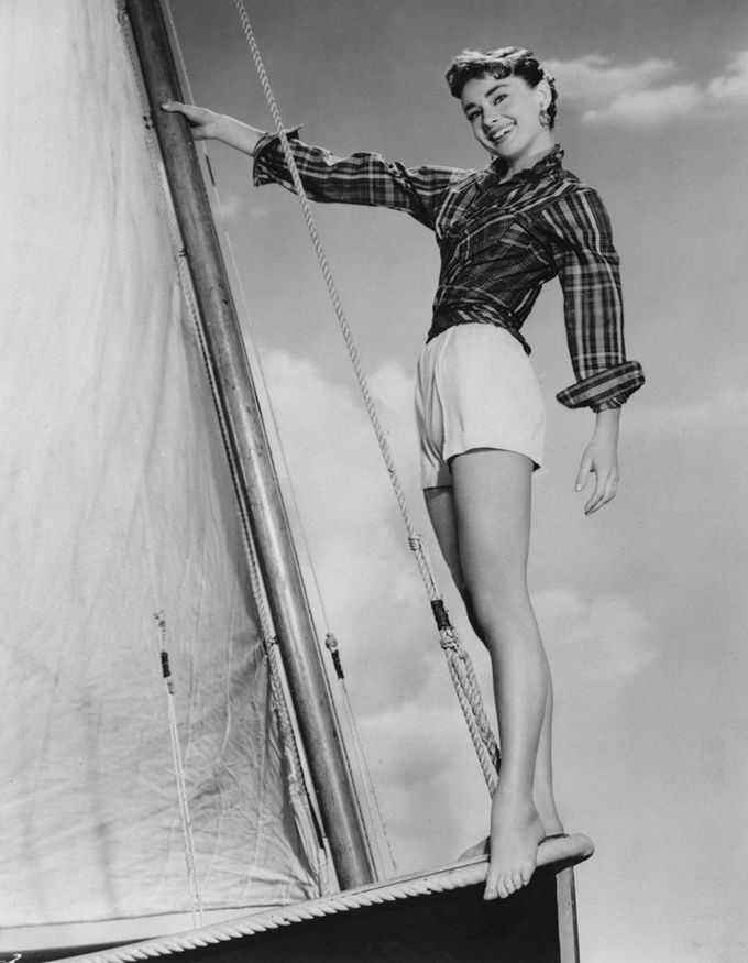 photo edith-head-10nocropw1800h1330_zps4eaeb7cd.jpg