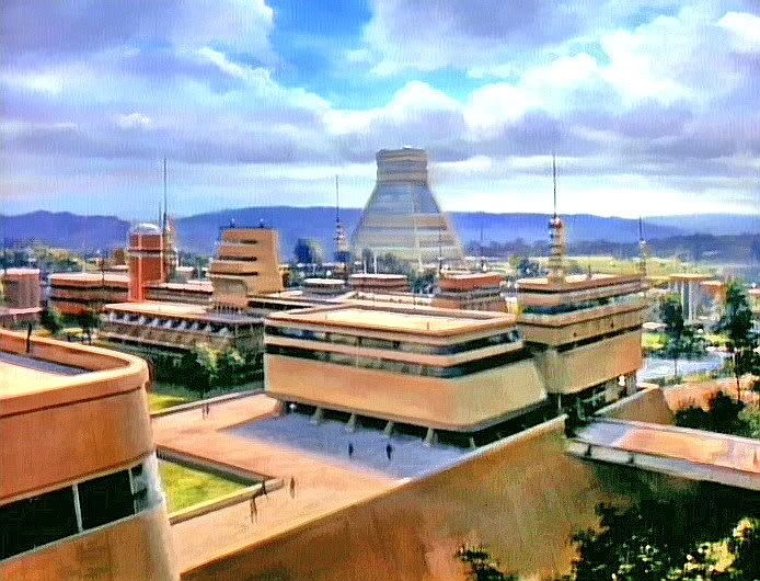 firstcontact037.jpg