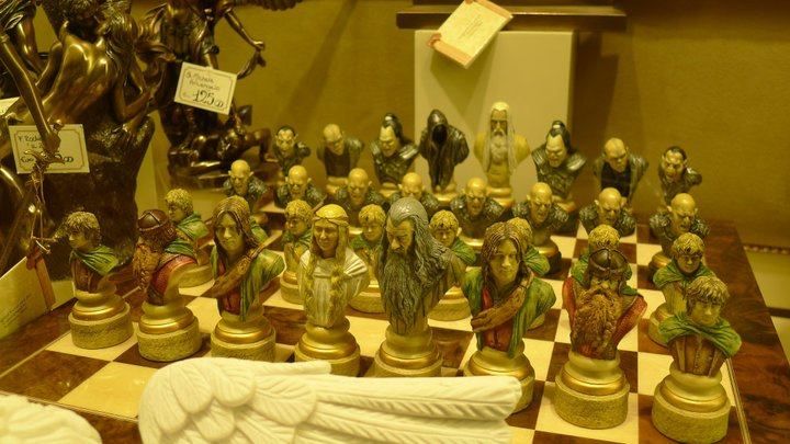 Lord of the Rings~~~~~~? chess!~ photo 312566_10150262560231205_4907036_n.jpg