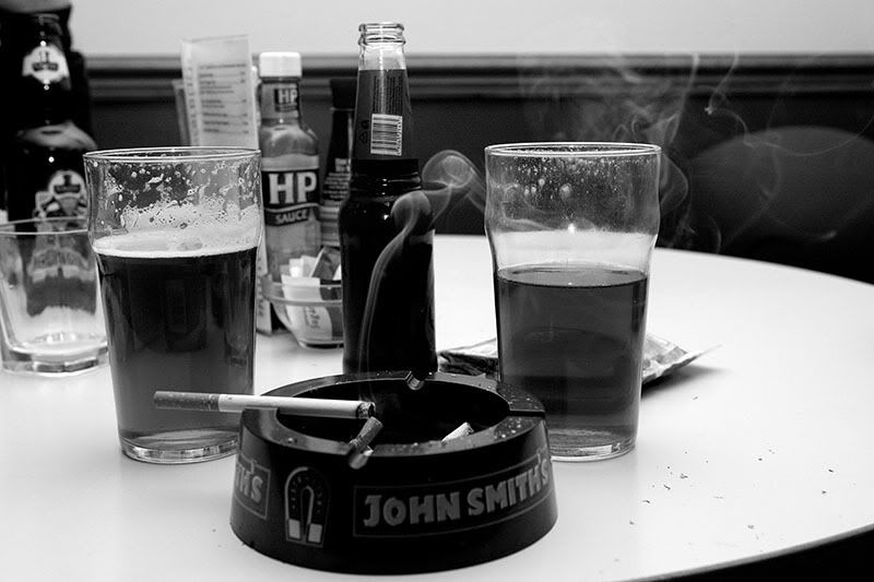IMAGE: http://img.photobucket.com/albums/v369/scubacowboy/Photography/BeerAndSmokeSized.jpg