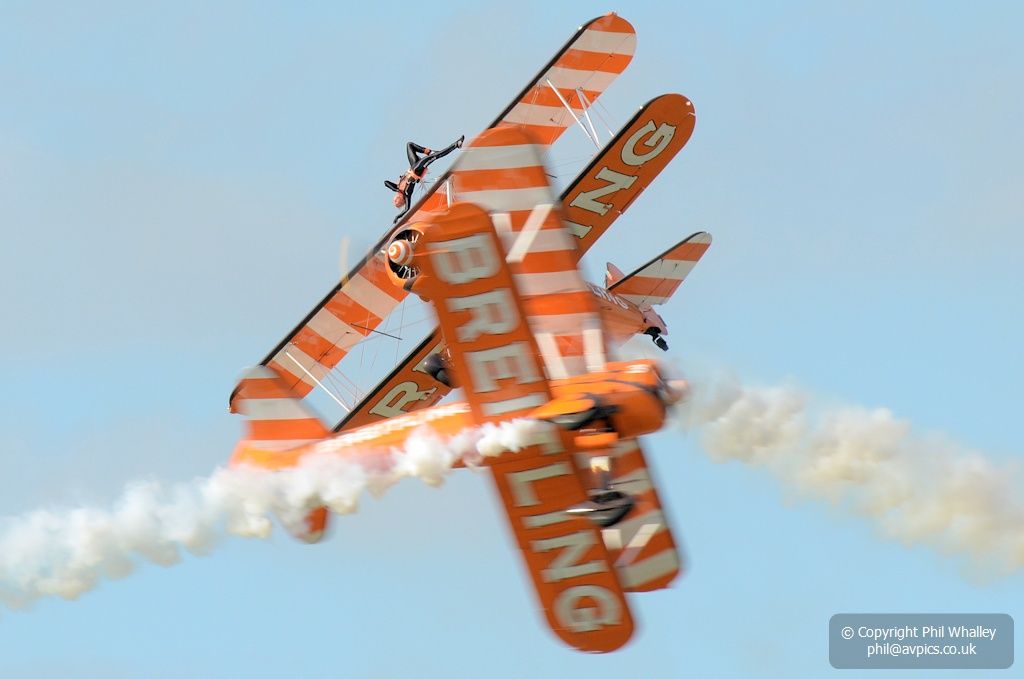 http://img.photobucket.com/albums/v37/I8Spotters/Airshows%202012%20A/DSC_0072-RIAT-16-7-11-PhilWhalley_zps67b8bbf9.jpg