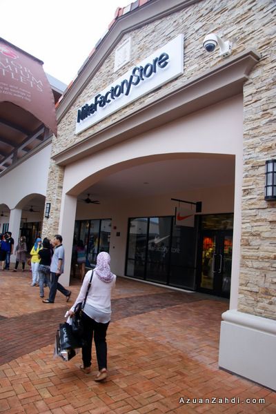 nike johor premium outlet