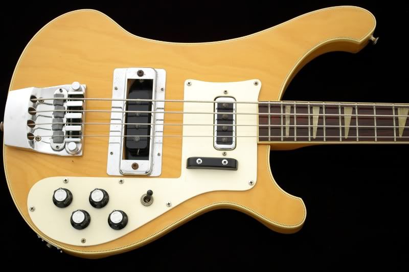http://img.photobucket.com/albums/v370/braym8845/ibanez-lawsuit-bass-body-front.jpg