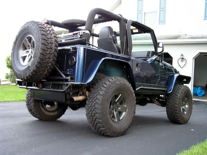 TJs with Flat Fender Flares Painted to match!