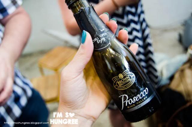  photo brown-brothers-summer-of-prosecco-8121_zps5ee05d5d.jpg