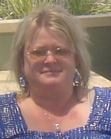 http://img.photobucket.com/albums/v373/silkrose/Tasmania%20and%20SA%20missing/HelenRussell.png