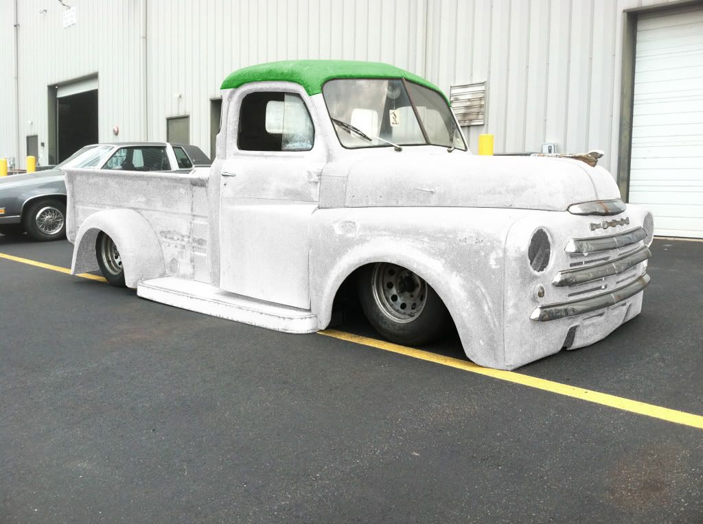 greenwhitetruck2.jpg