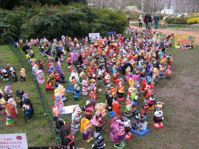 [Image: 800px-Garden_gnomes_-_commonwealth_.jpg]