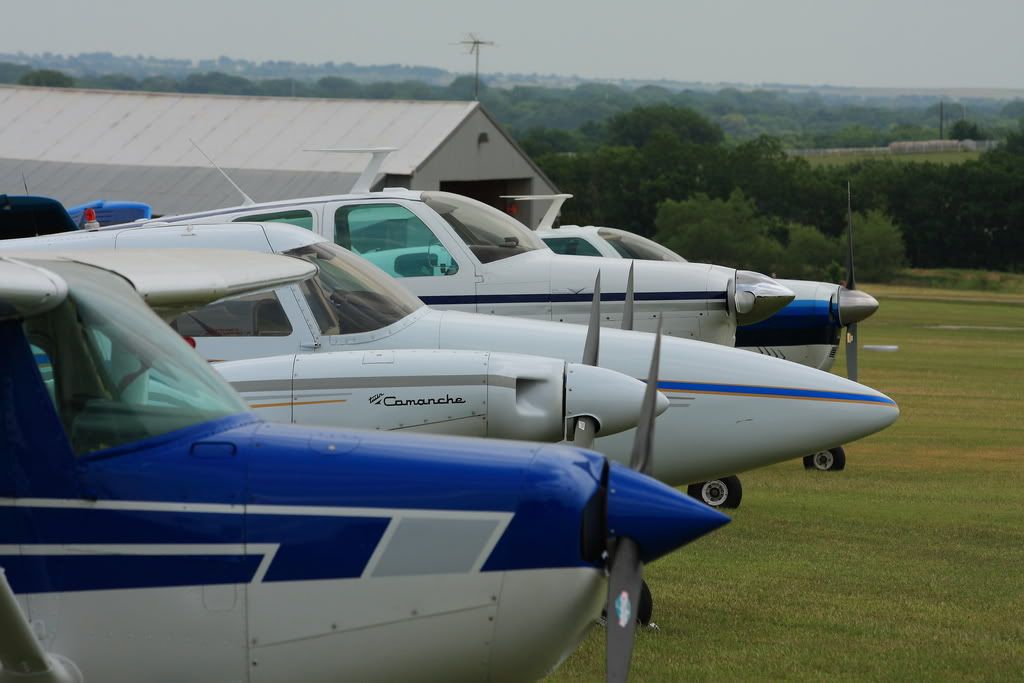 IMAGE: http://img.photobucket.com/albums/v381/JSkinner/bise/IMG_0366.jpg