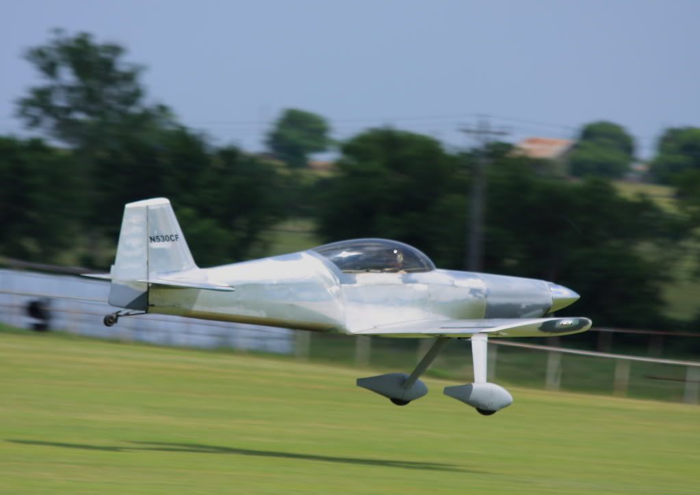 IMAGE: http://img.photobucket.com/albums/v381/JSkinner/bise/IMG_0422.jpg