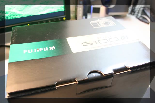 Fujifilm S100FS