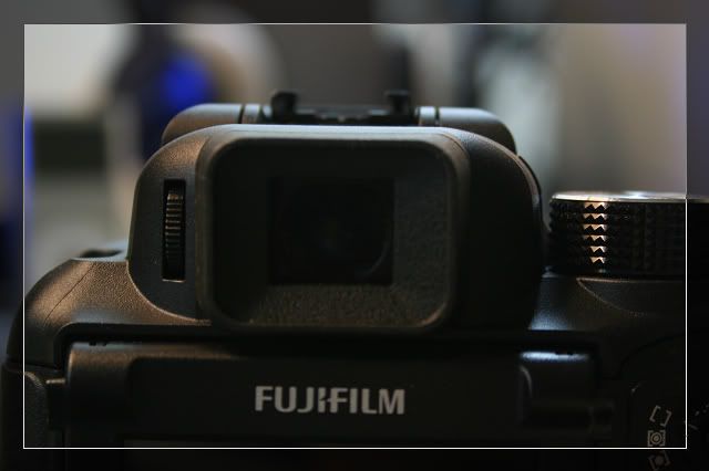 Fujifilm S100FS