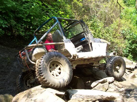 http://img.photobucket.com/albums/v384/joe_and_jeep/wellsville/100_2631.jpg