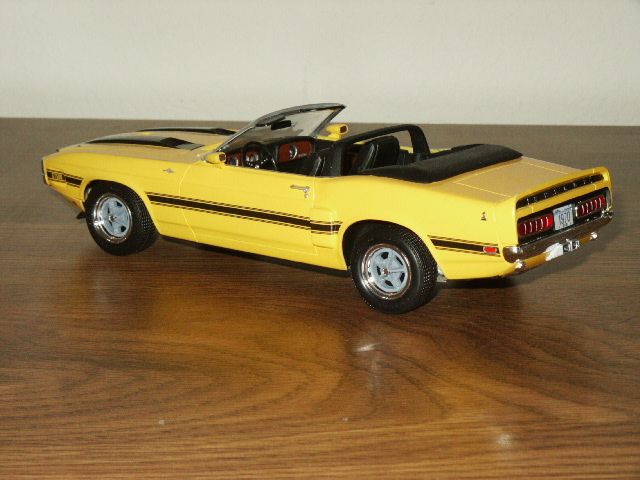 70SHELBYB.jpg