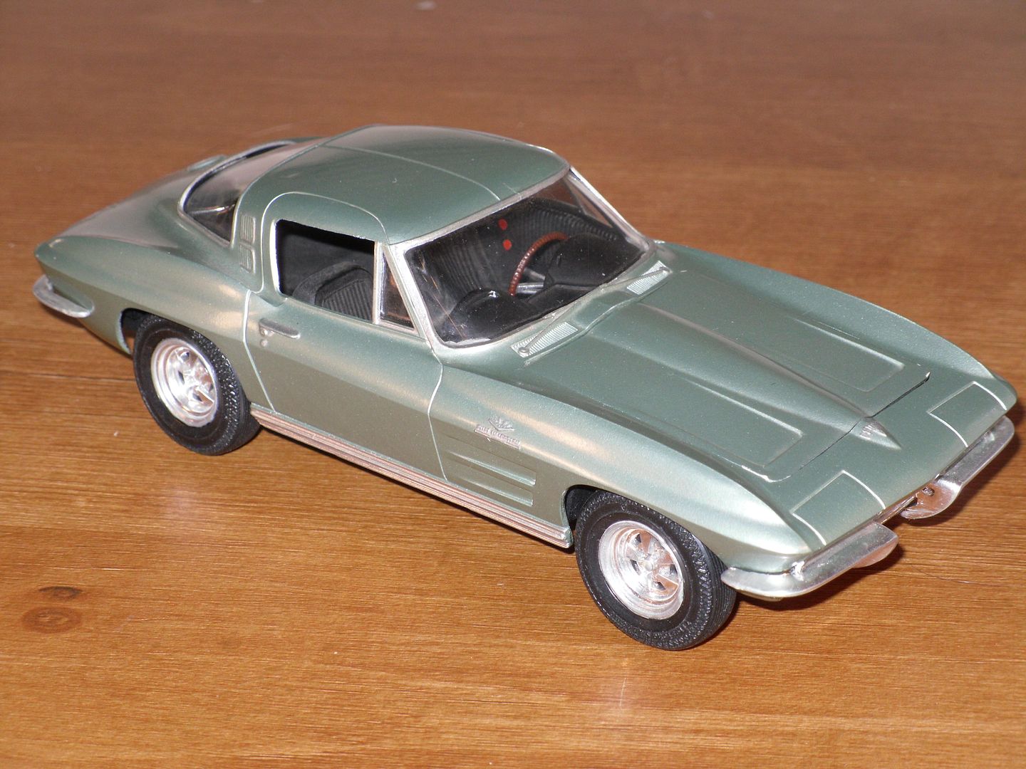 64Corvette01a.jpg