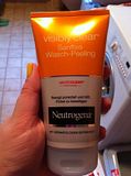 photo MaumldchenkramNachgekauftNeutrogenaWaschpeeling_zps7e28befe.jpg