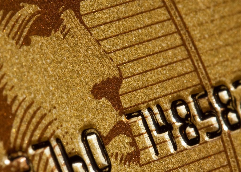 IMAGE: http://img.photobucket.com/albums/v387/low-key/amex.jpg