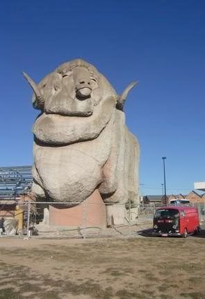 http://img.photobucket.com/albums/v388/Lobus/big%20things/BigMerino1.jpg