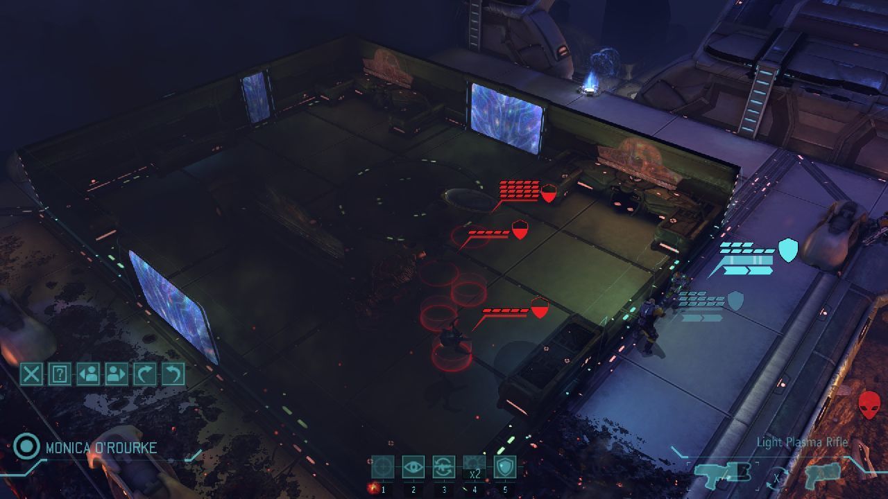 xcom140047.jpg