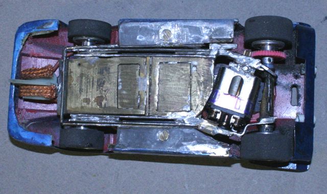 68%20McLaren%20M8A%20underside_zpsn6l5jd