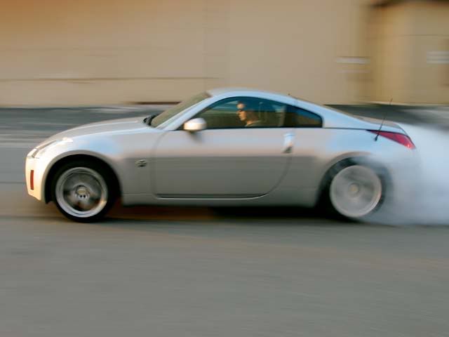 http://img.photobucket.com/albums/v389/flavman333/0308scc_proj350z01_z.jpg