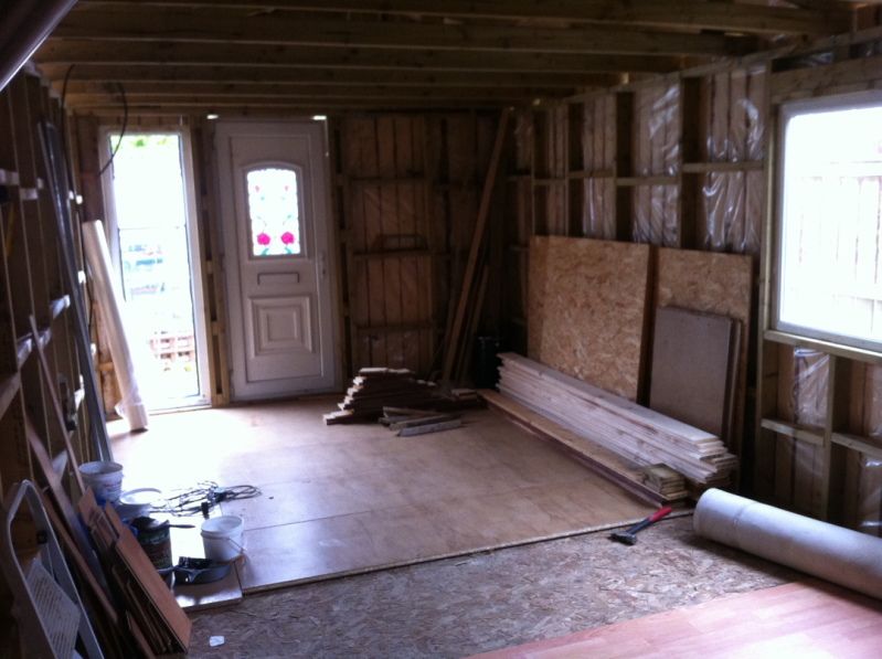 IMAGE: http://img.photobucket.com/albums/v391/PCthug/shed/IMG_0561.jpg