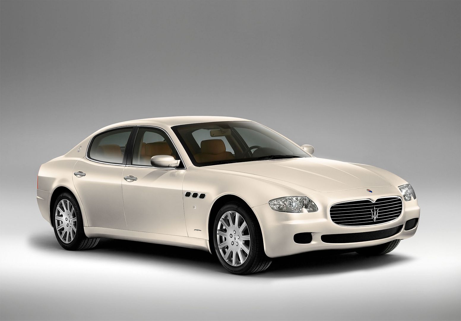 [Afbeelding: est_anter_bianco_eldorado_p.jpg]