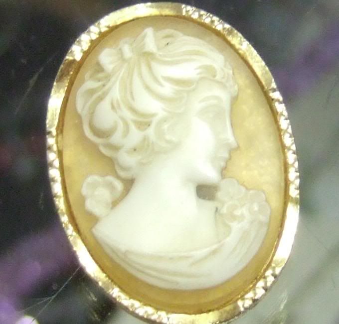 cameobrooch.jpg