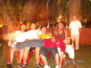 Image hosted by Photobucket.com