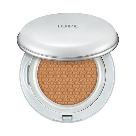 IOPE AIR CUSHION NATURAL GLOW