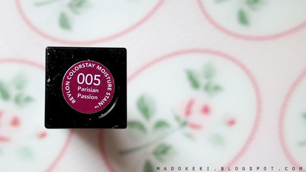 REVLON  Moisture Stain (005 Parisian Passion) Review and Swatch