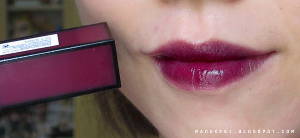 REVLON  Moisture Stain (005 Parisian Passion) Review and Swatch