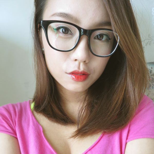 makeup spectacles glasses wing eye liner red lips madokeki
