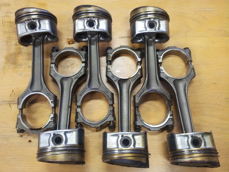 FS. Stock R32 pistons and rods. 60k on them. VW Vortex Volkswagen Forum