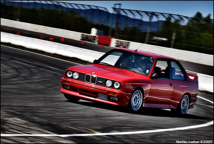 bmw_e30_m3_small.jpg