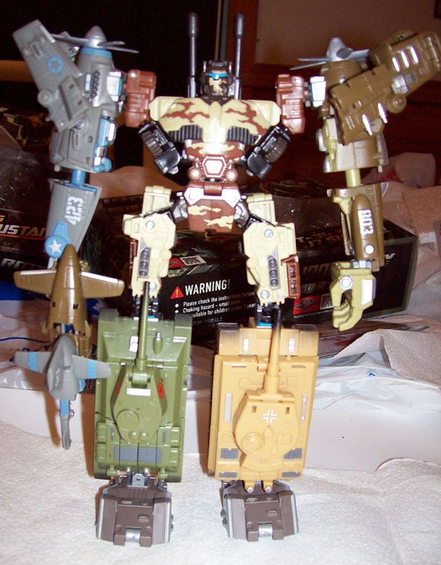 IN STOCK NEW Transformation TFC Toys Iron Army Tiger1 vs P51