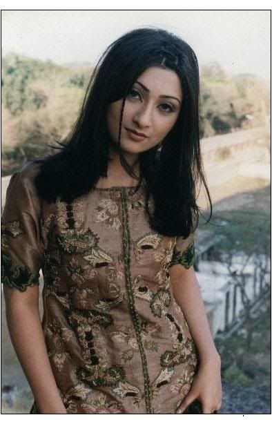 ayesha khan actress