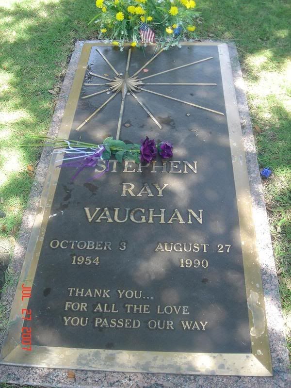 STEVIE RAY VAUGHAN GRAVESITE Photo By Memphislamhound Photobucket