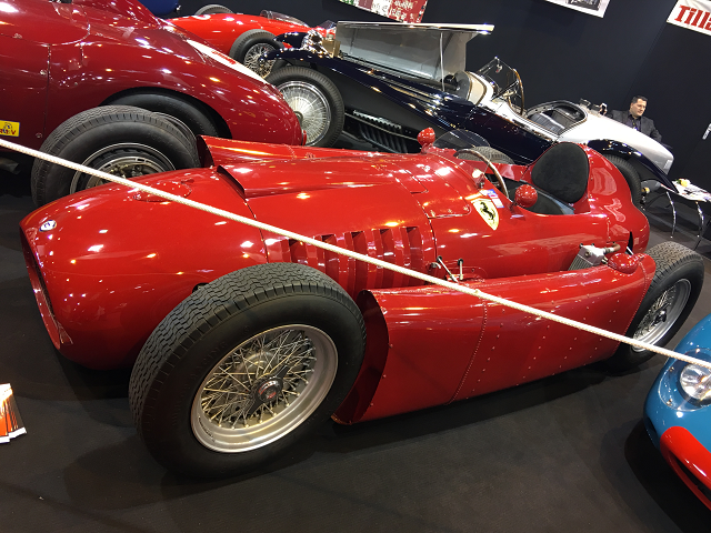 retromobile2016_27_zpssiiwrv2a.png
