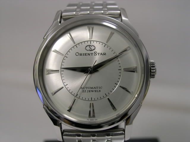http://img.photobucket.com/albums/v411/kew/2nd/Orient%20Star%20Classic%20Vintage%20WZ0021DG/P1010364.jpg